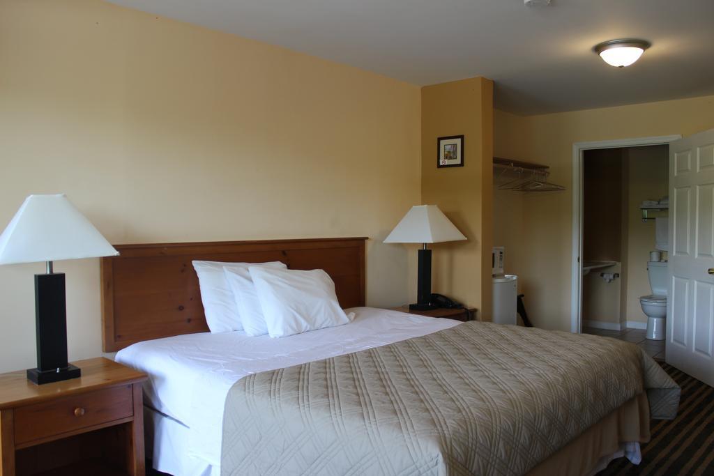 Motel Berkshire Travel