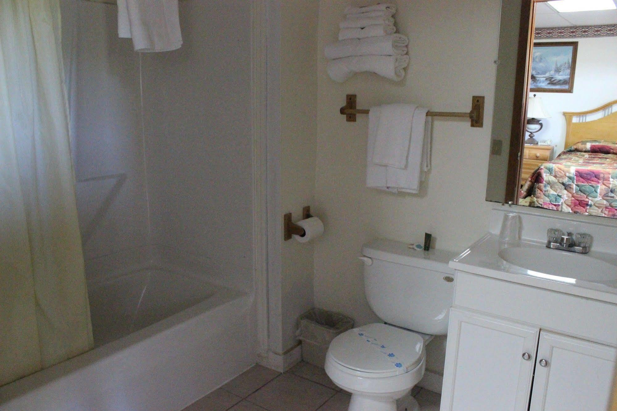Berkshire Travel 2* Canaan