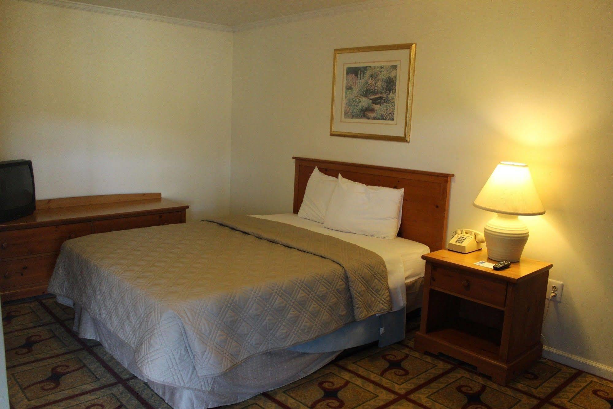 Motel Berkshire Travel