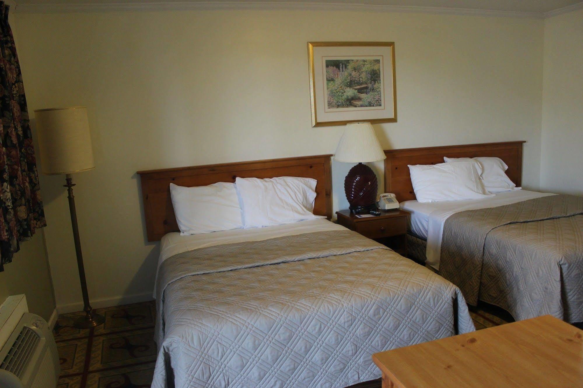 Motel Berkshire Travel